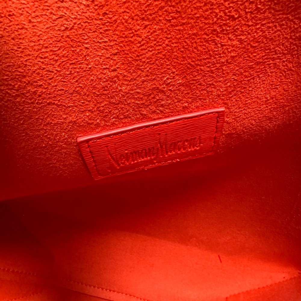 Neiman Marcus Bright Red Open-Top Tote with Double Straps and make up pouch!! - Picture 7 of 13